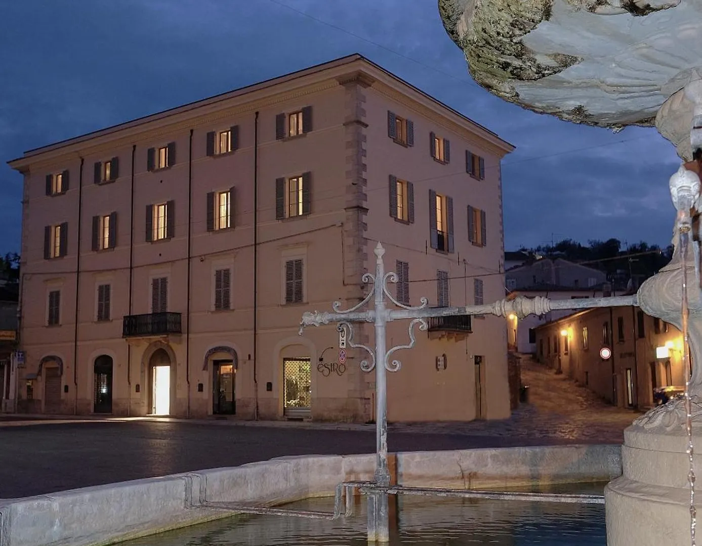 B&B Palazzo Mattei Novafeltria 3*,